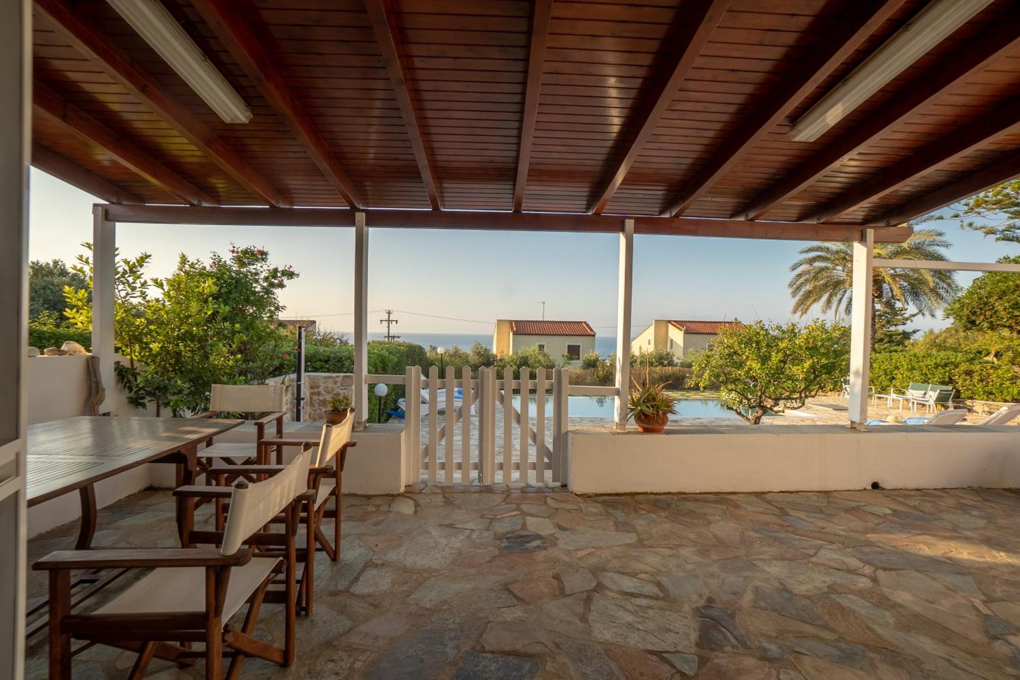 Ma-re * Hersonissos (Crete)